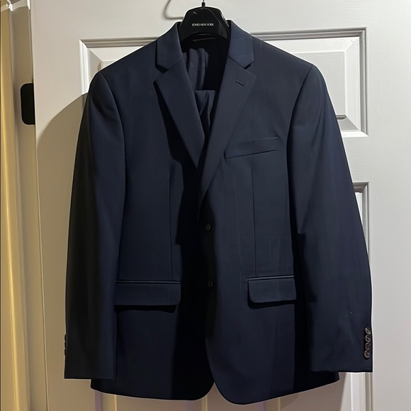 Men’s Navy Dress Suit by Crown and Ivy - Picture 1 of 14